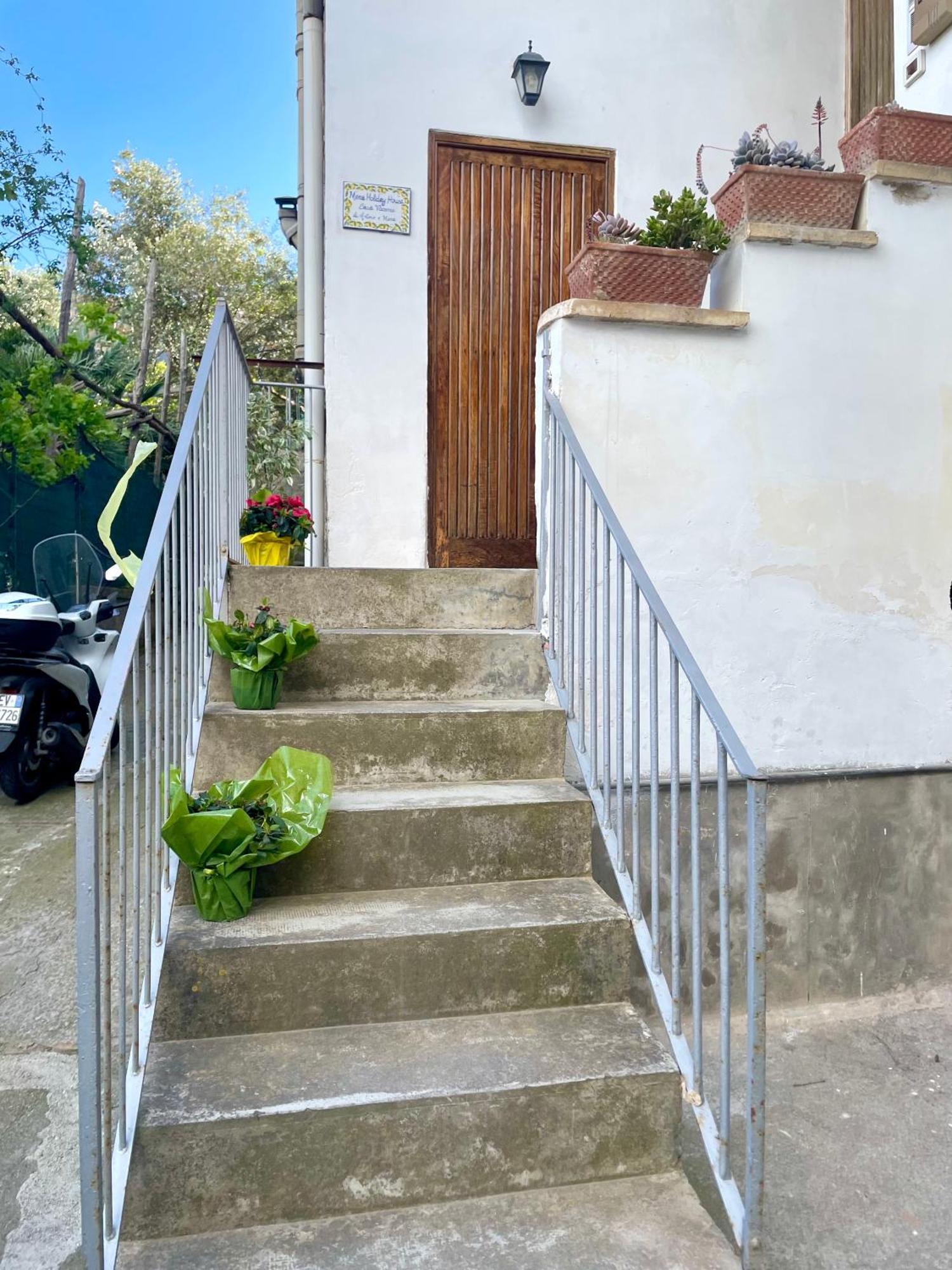 Mena Holiday House Villa Sant'Agnello Exterior foto